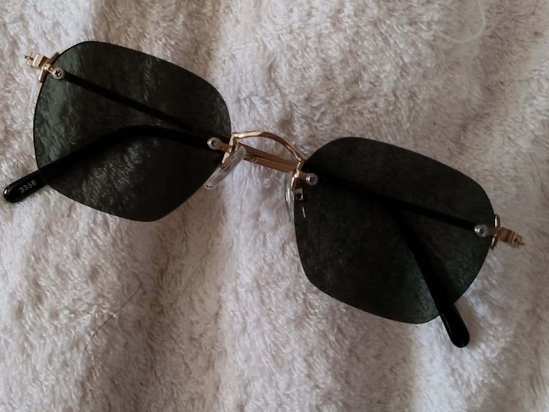 柴田恭兵べっぴんの町サングラス - メルカリ