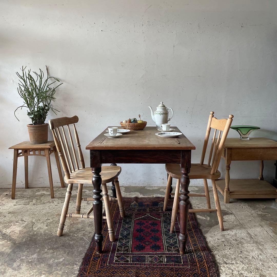 ダイニングテーブル B&C