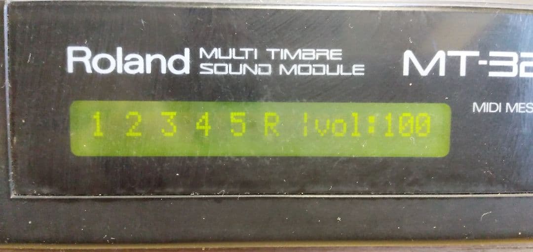 ROLAND MT-32 サウンドモジュール ブランド