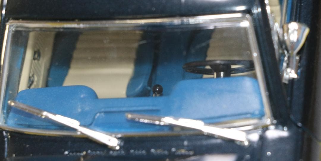 貴重　JOUEFエボリューション製 フォード・ムスタング350GT　紺１／１８