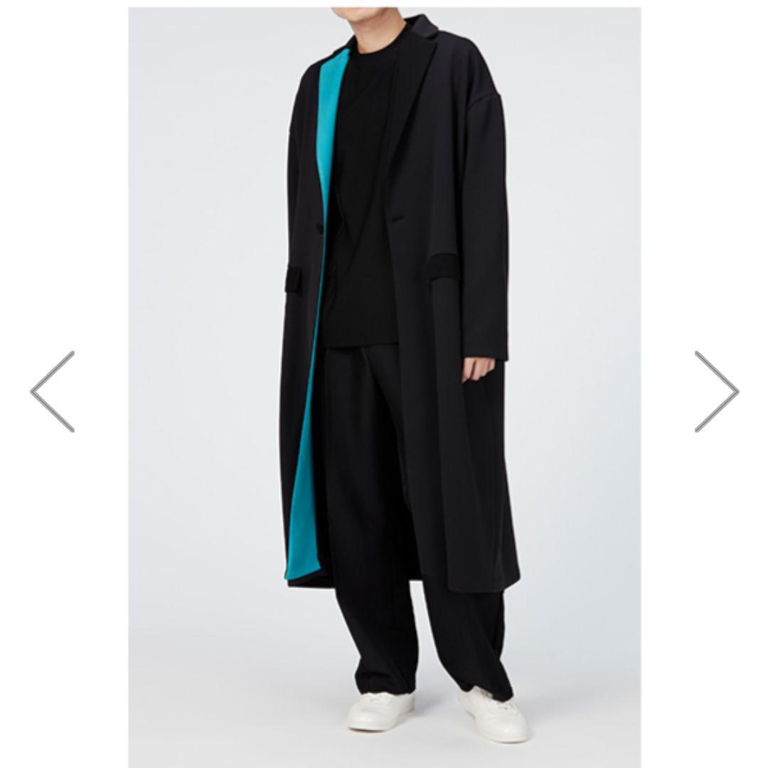 Big silhouette Coat / Perfume Closet