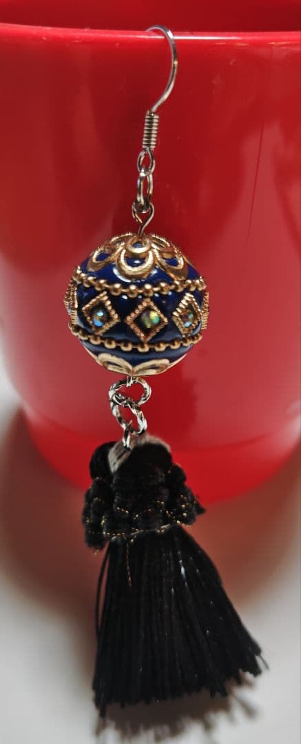 多様なモチーフのチャームセット