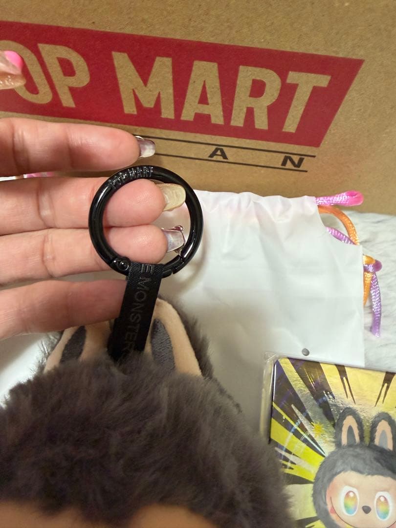 正規品☆POP MART Big into Energy ラブブ　シークレット