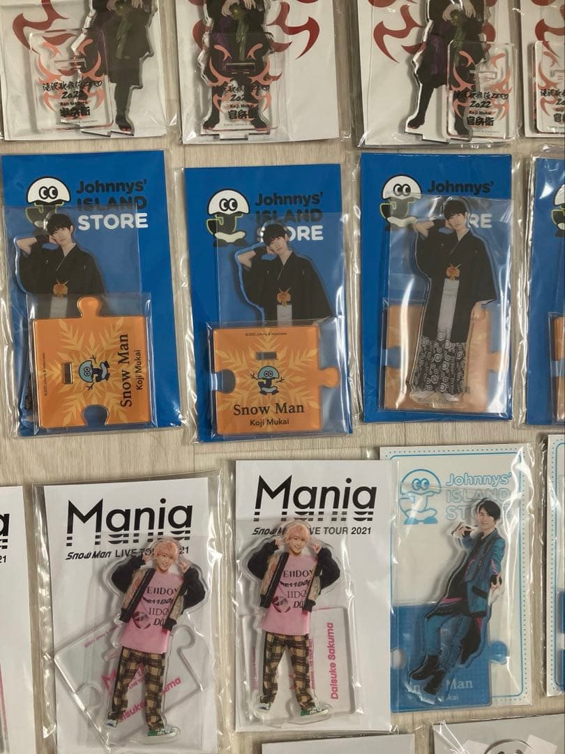 Manファイル雑誌アクスタスノチルチルぬいカレンダー缶バッジまとめ売り