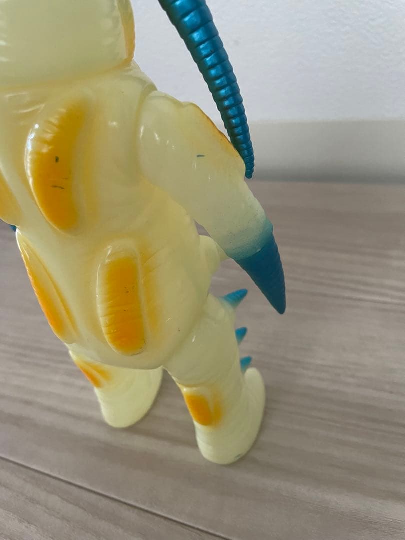 ブルマァク 特撮 ダークロン 蓄光 ソフビ