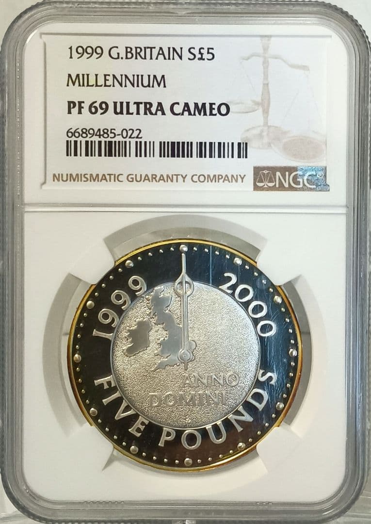 イギリスボンド硬貨2000年ミレニアム硬貨セット