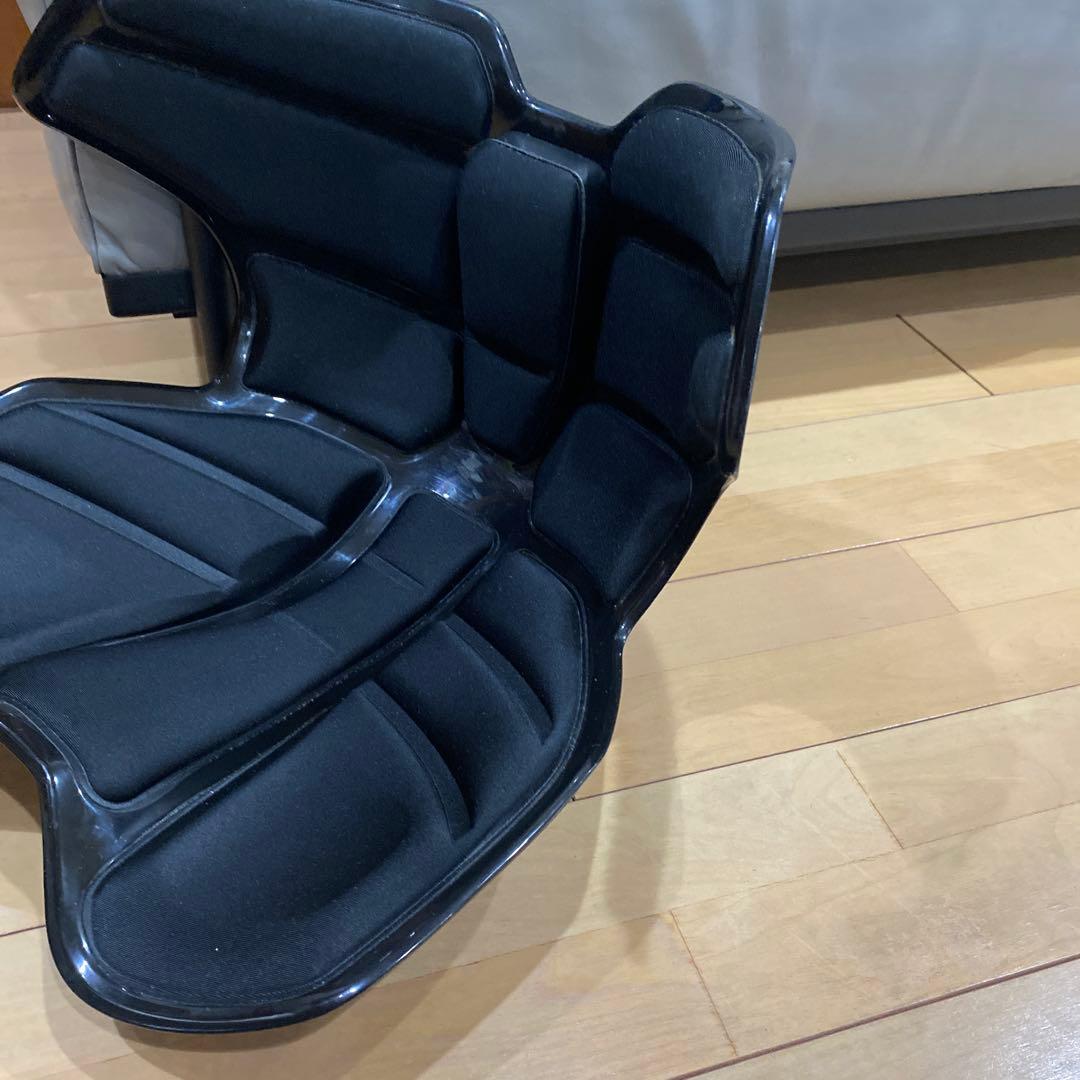 ♣︎専用♣︎ブラック モダンスツール 人間工学デザイン