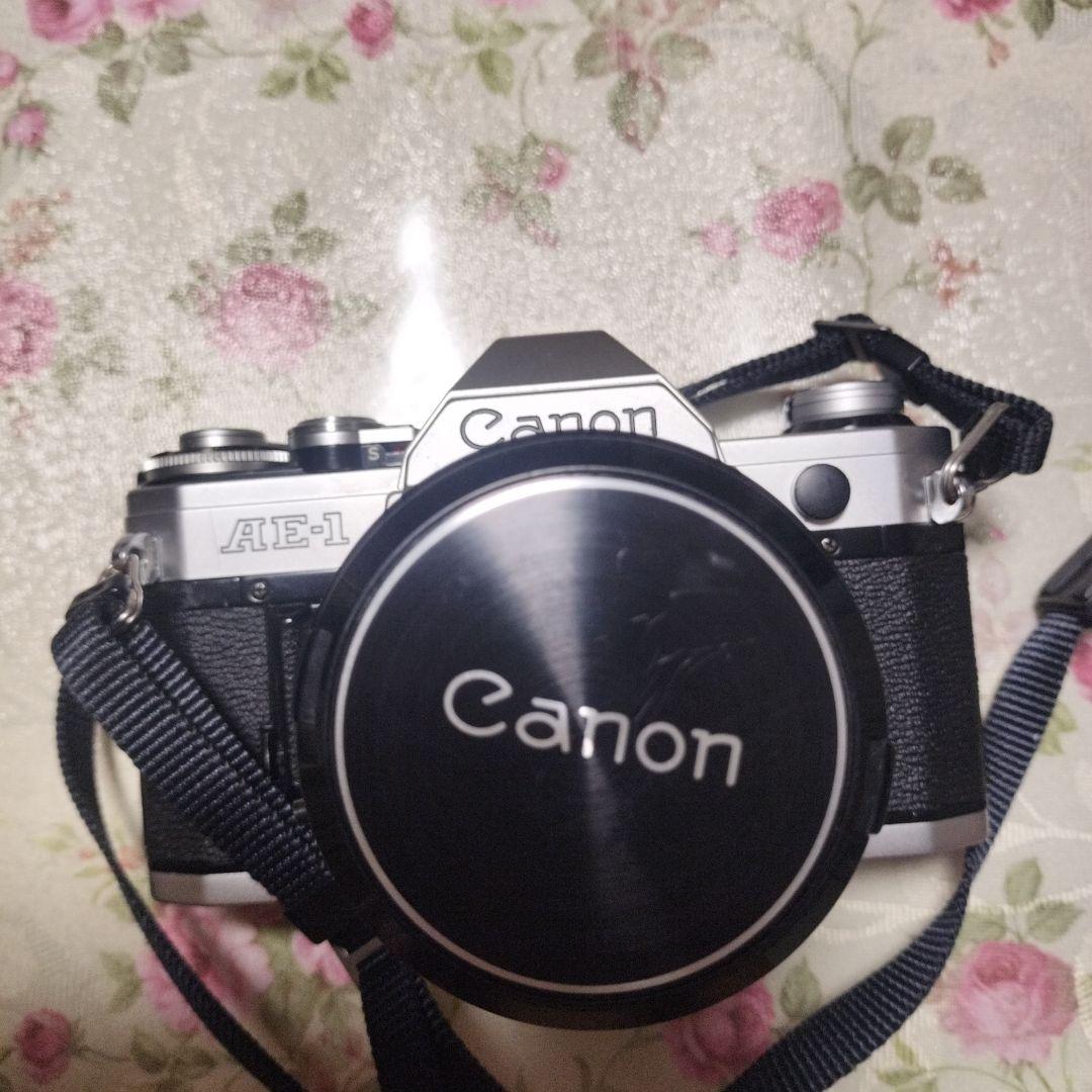 Canon AE-1 一眼レフカメラ 50mmレンズ 望遠、ストロボ付ジャンク
