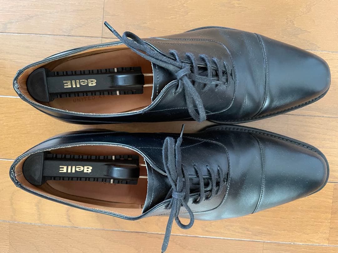 CHEANEY ブラックレザー ドレスシューズ