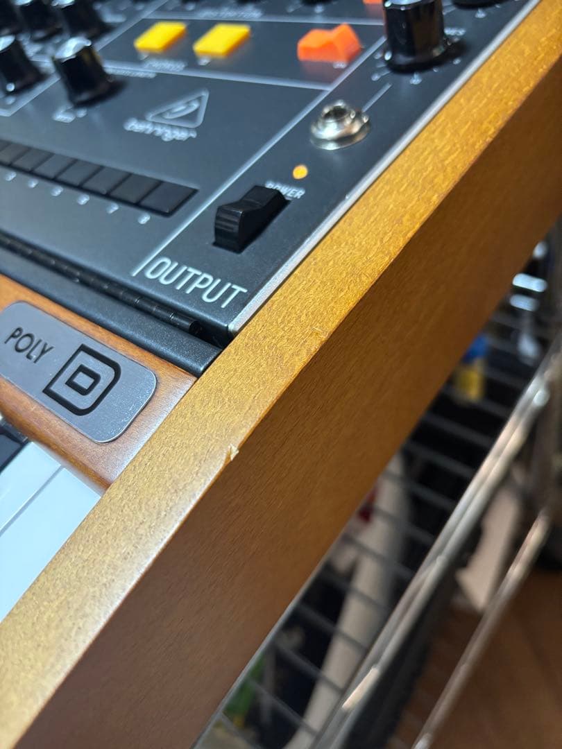 美品ワンオーナー】Behringer Poly-D動作良好/禁煙/付属品完備