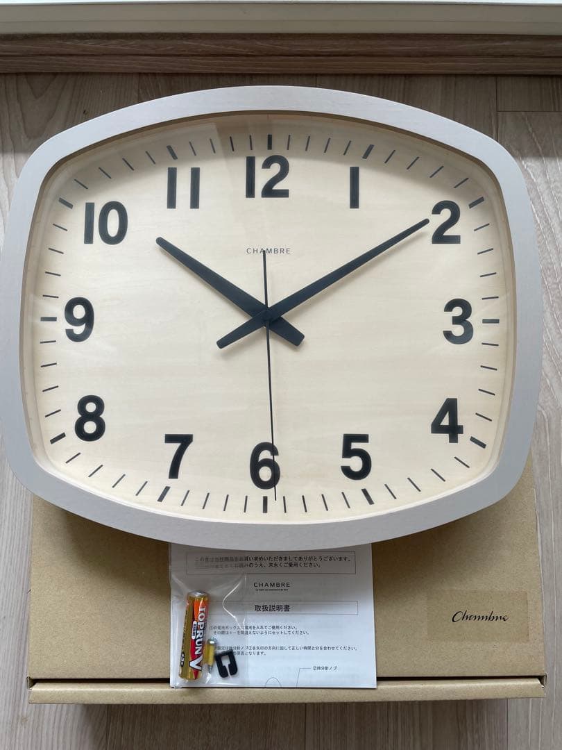 CHAMBRE 壁掛け時計 グレージュ 未使用 外箱・保証書・付属品あり
