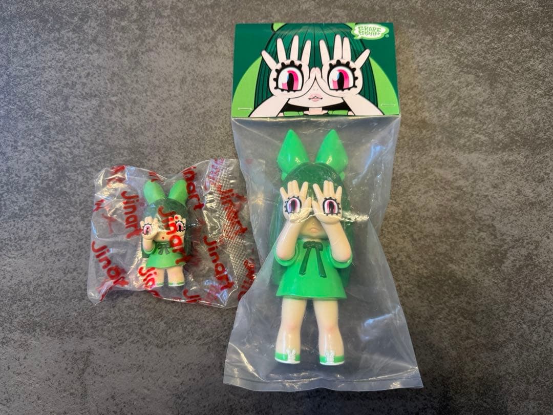 GRAPEBRAIN grape brain グレイプブレイン にぎるちゃん