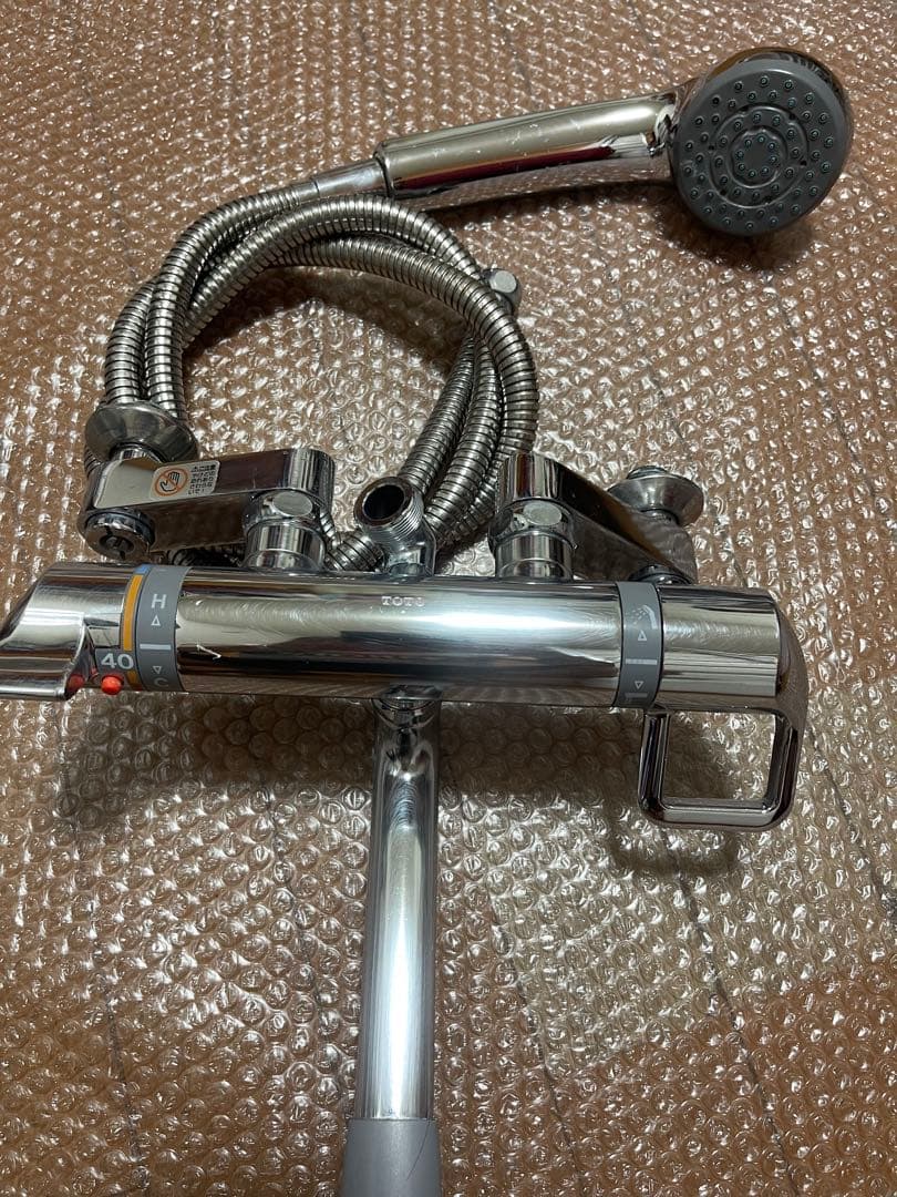 岩本様専用 TOTO ∥ 壁付サーモスタット浴室用水栓TMG40CRXセット