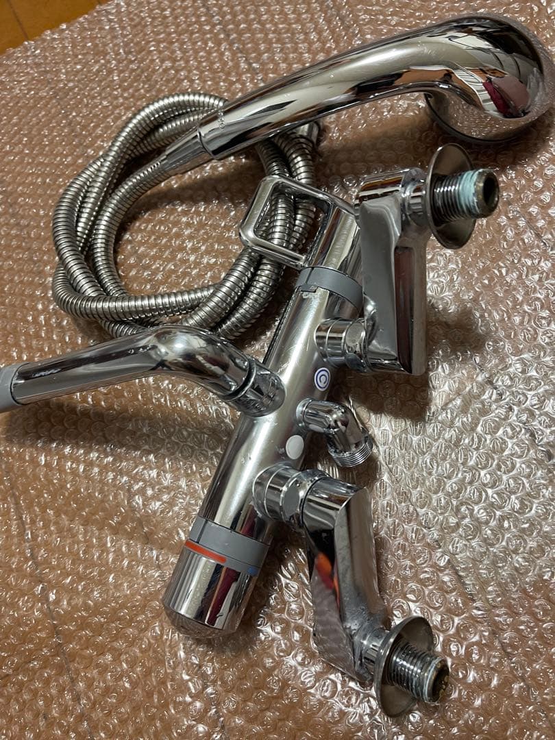 岩本様専用 TOTO ∥ 壁付サーモスタット浴室用水栓TMG40CRXセット