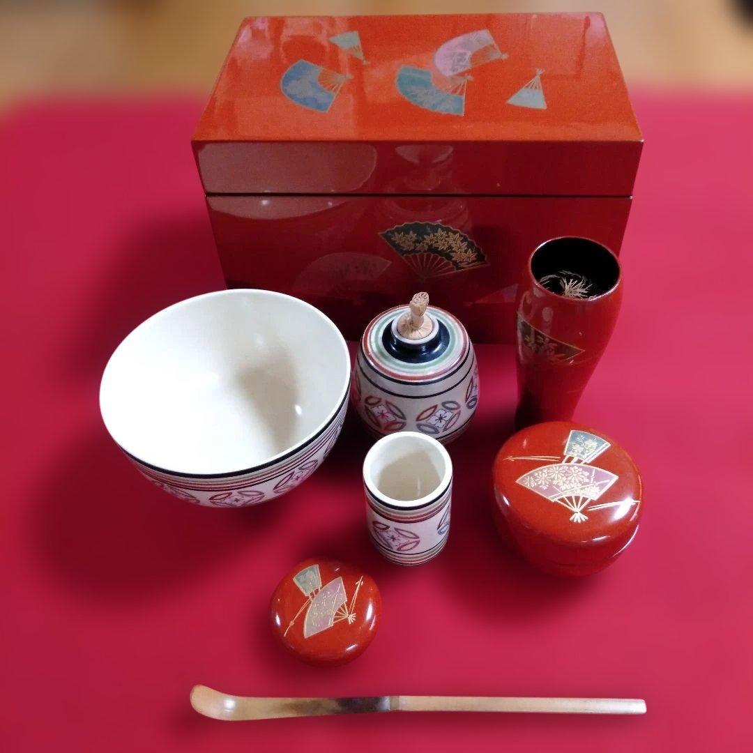 扇面蒔絵入り 利休茶箱