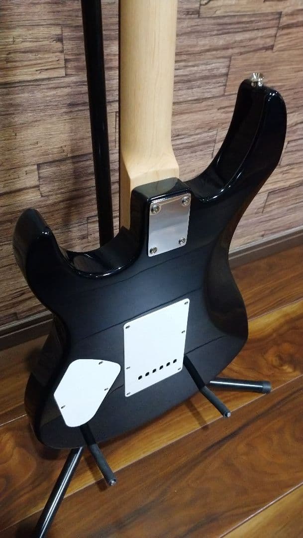 YAMAHA エレキギター PACIFICA 212VFM