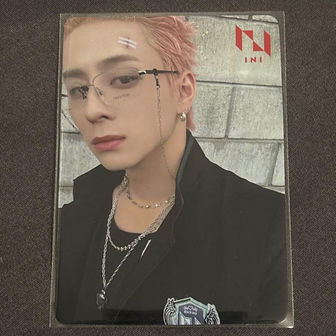 INI THE FRAME 西洸人 ユニバ 3形態 特典 トレカ - メルカリ