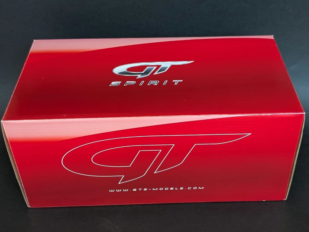 GTスピリット 1/18 ルーフ CTR イエローバード ポルシェ 911