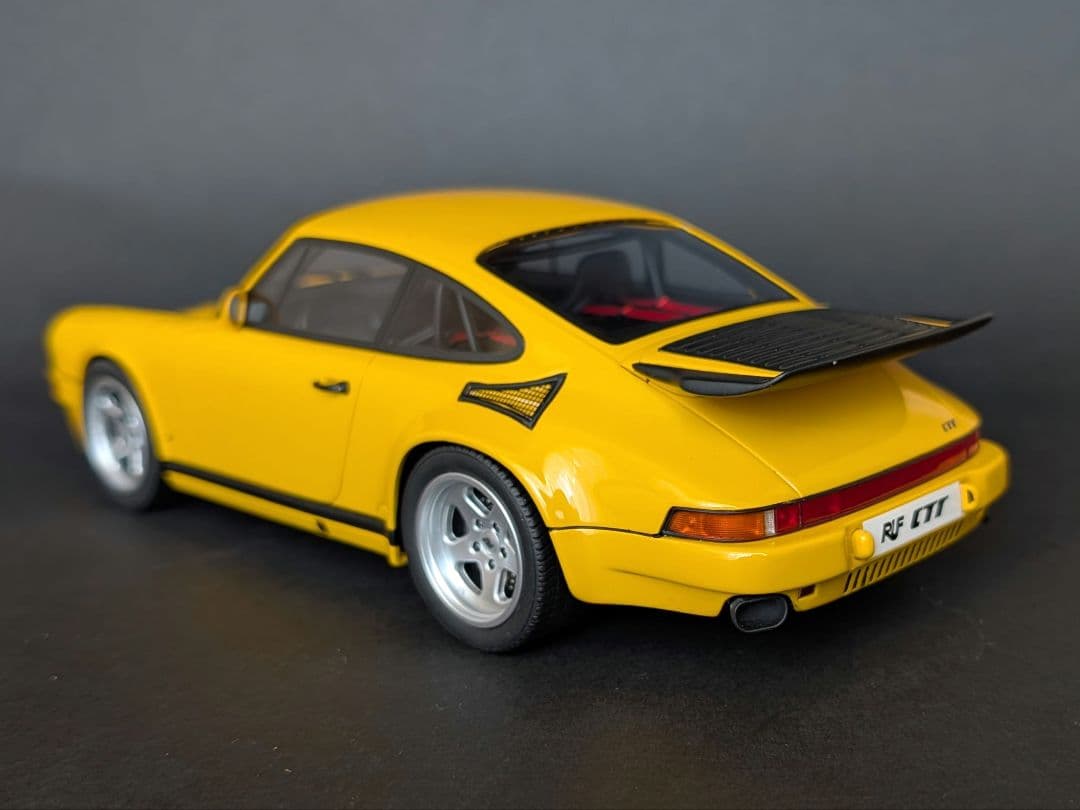 GTスピリット 1/18 ルーフ CTR イエローバード ポルシェ 911