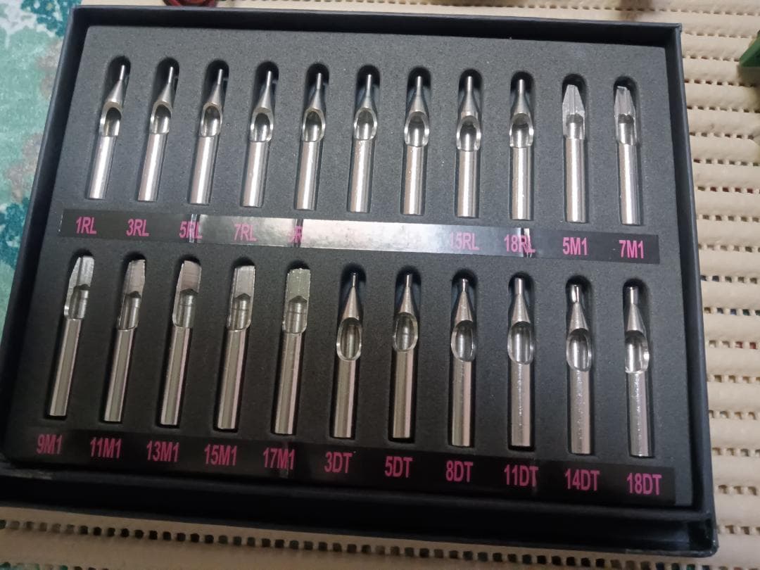 刺青 タトゥーマシン セット GB アート ピアス ジャージ 27 L