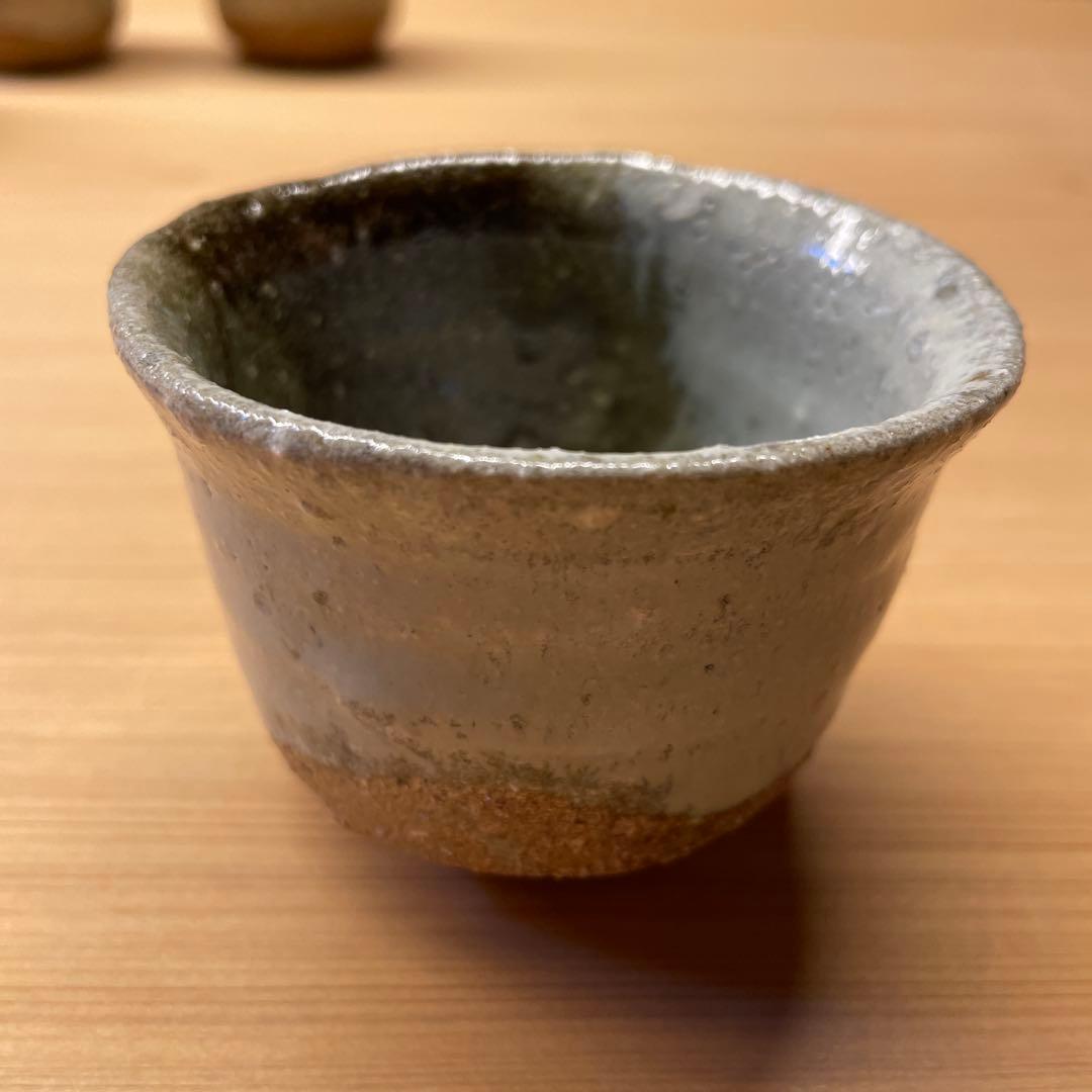 西岡良弘　唐津ぐい呑　５客 小次郎窯　父 西岡小十　共箱あり　朝鮮唐津　班唐津