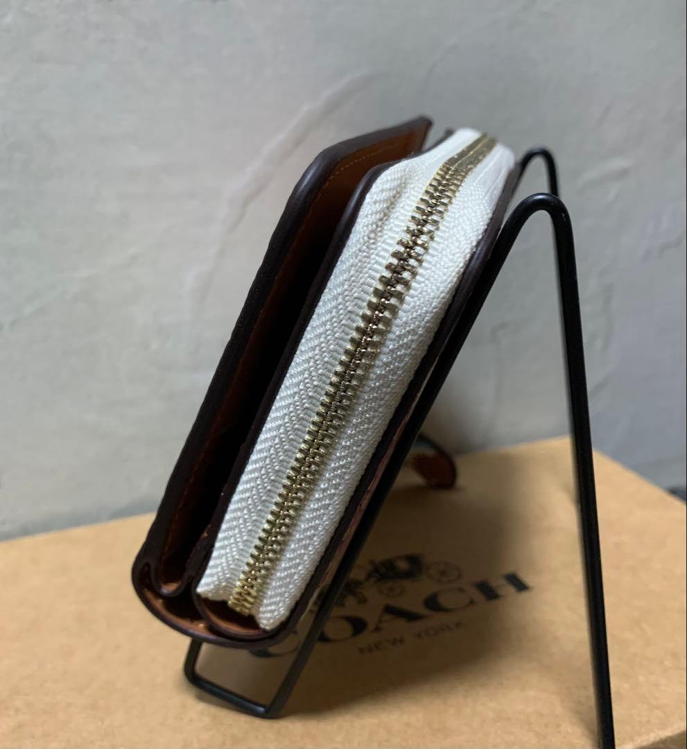 ✨️新品未使用✨️COACH 花柄 二つ折り財布