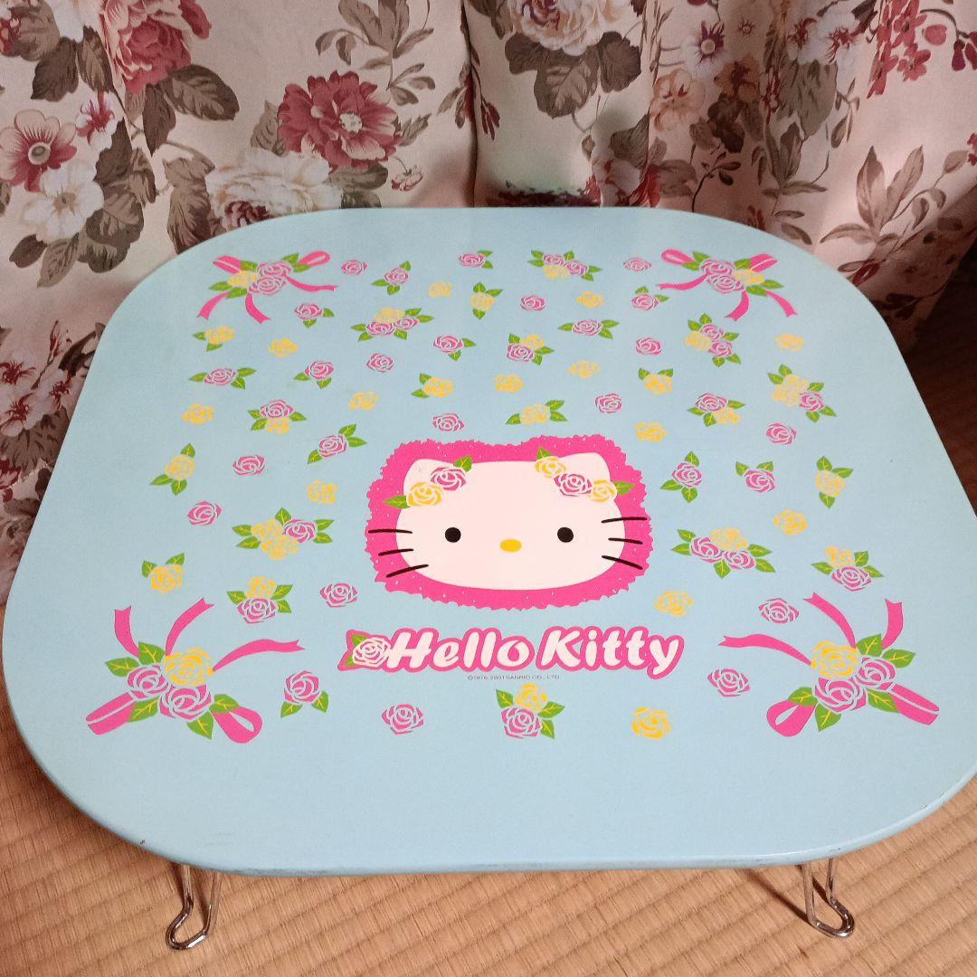 ハローキティ ミニテーブル薔薇 - メルカリ