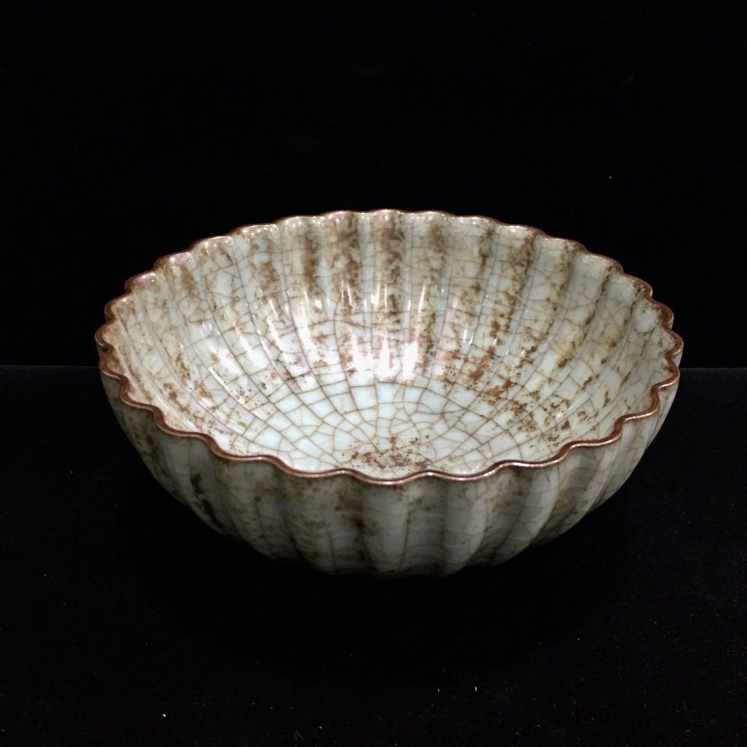 文房具 官窯 菊花茶碗 宋時代 汝窯 陶器 冰裂纹 貫入の通販はau PAY