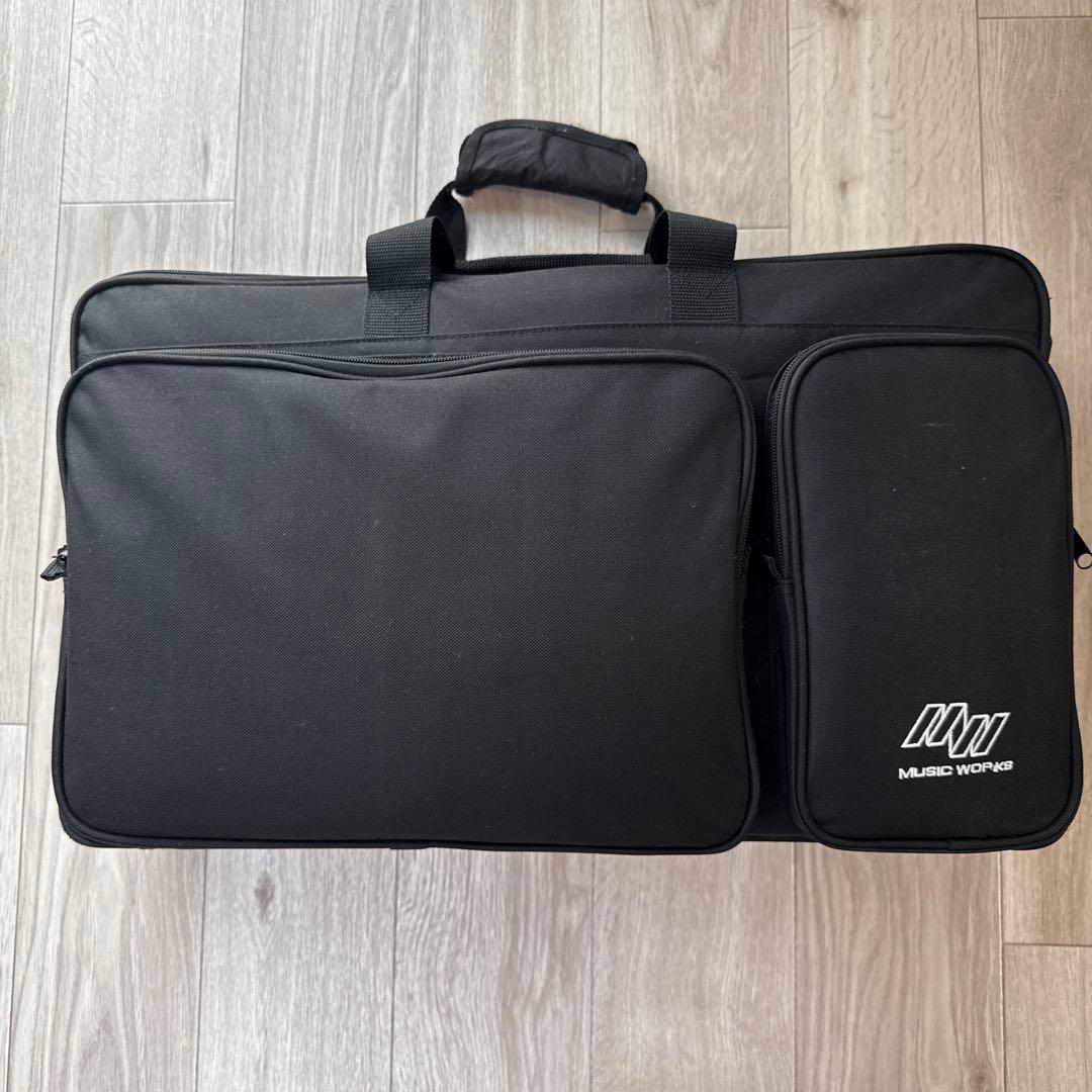 Fractal Audio AX8 マルチエフェクター、ケース付き