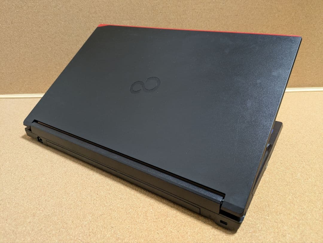 Fujitsu 法人向けモデル 第8世代 バッテリー99%