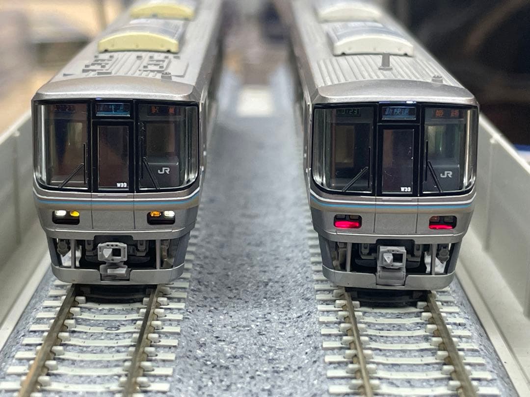 KATO 10-536 223系2000番台（2次車）『新快速』8両セット 10-
