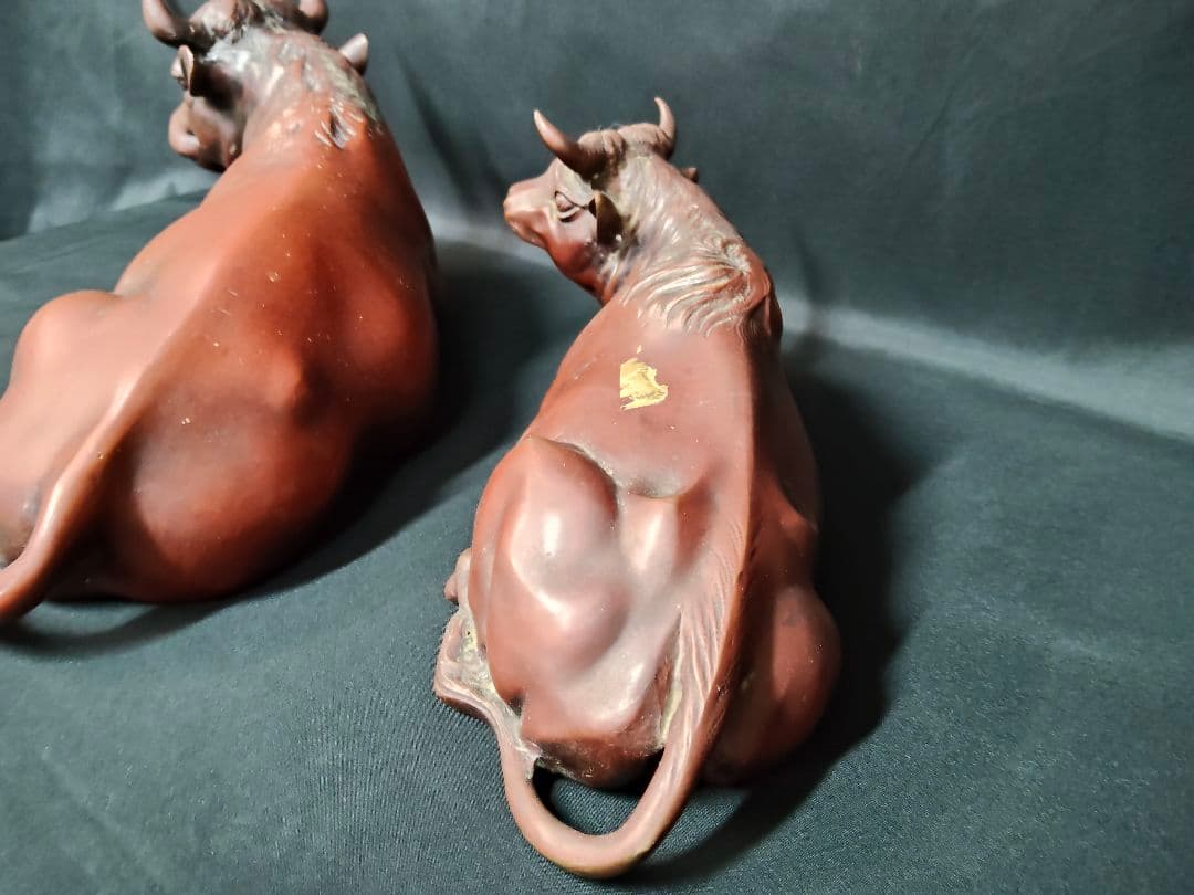 重量9.6kg】銅製 臥牛 置物 在銘 親子 牛 縁起物 オブジェ 骨董