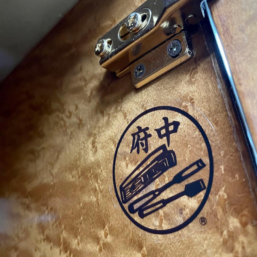 大塚家具【松創】(府中) バーズアイメイプル リビングボード(飾り棚)