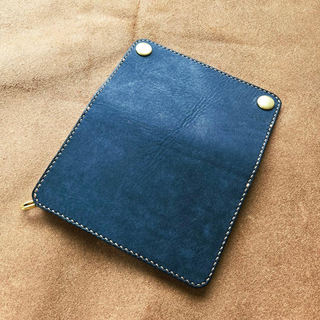 237 ミドル　トラッカーウォレット イタリアンレザーMARGOT【ネイビー】