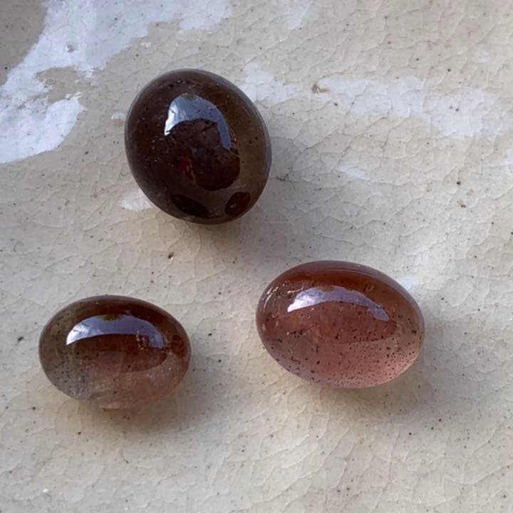 透明感がキュンとくる！ラブラドライトキャッツアイ4ctの通販はau PAY