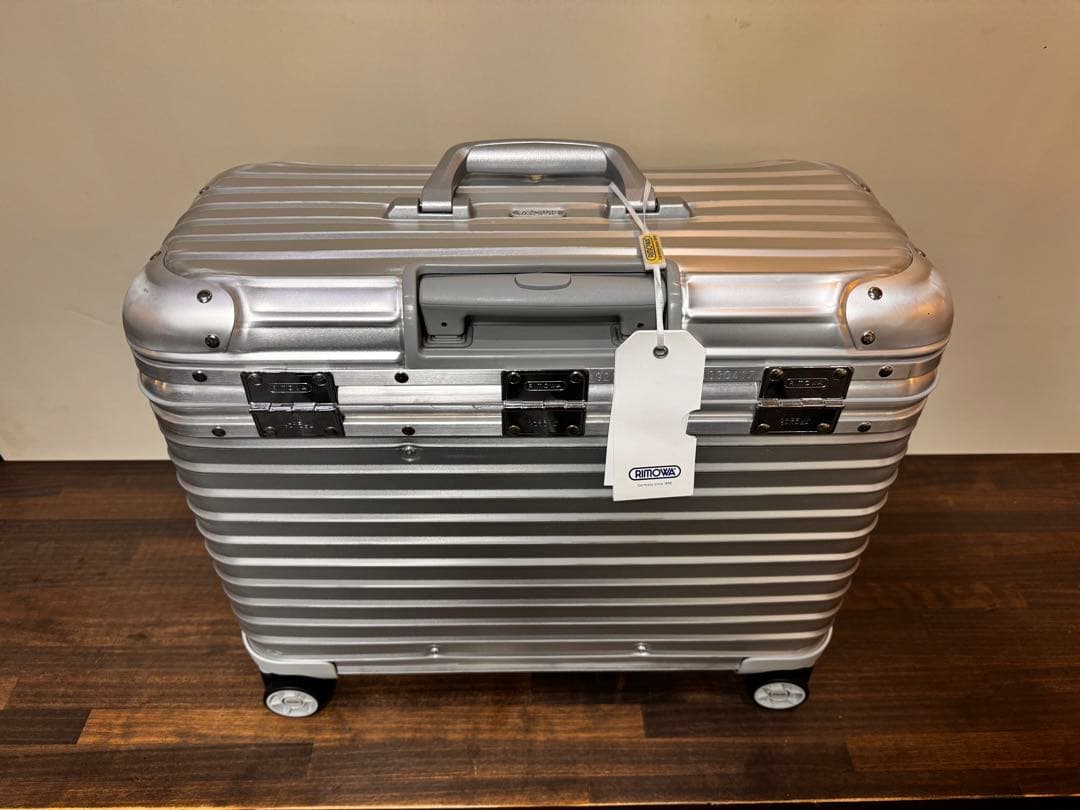 新品未使用】旧ロゴ RIMOWA PILOT 34L - メルカリ