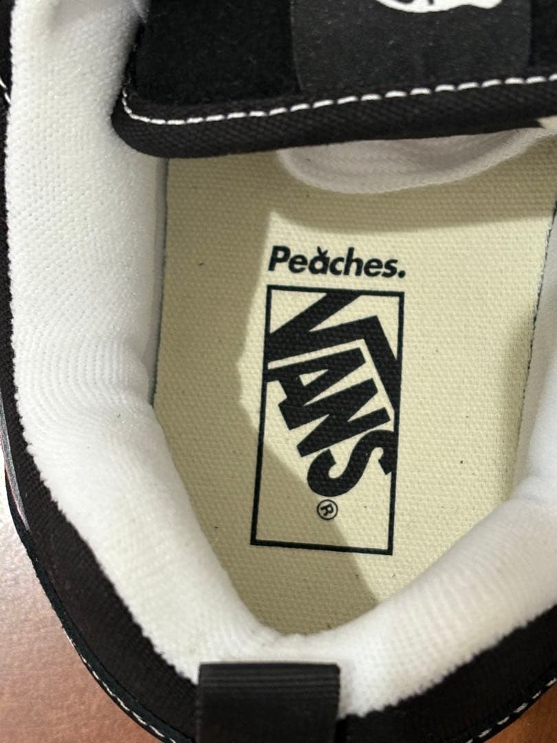 【送料無料】未使用品Vans Peachesスニーカー サイズus10 28cm