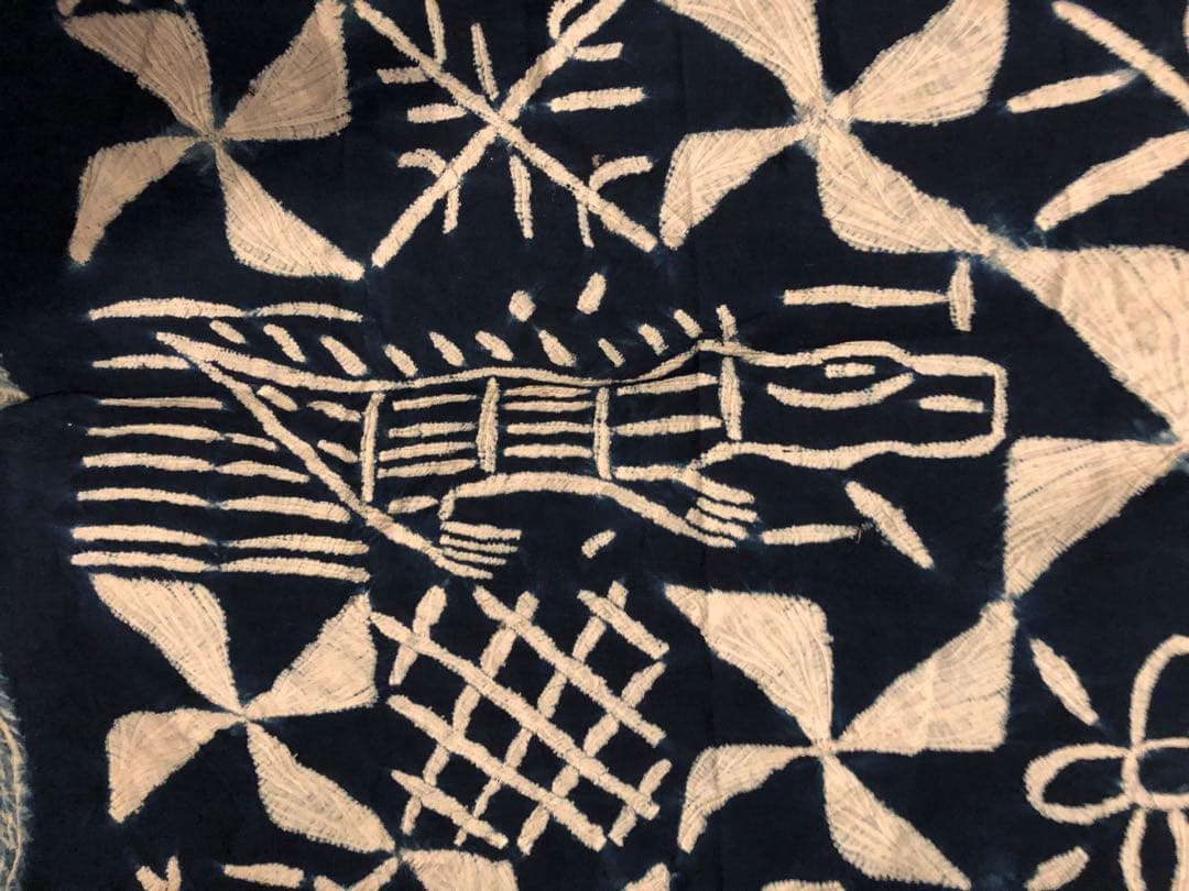 日本のアンティーク 江戸後期～明治期 金銀象嵌細工 蝶々のブローチ 在銘