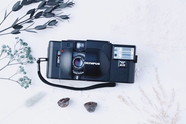 完動品 ◉ Olympus XA + A11 フィルムカメラ C99192294 アウト
