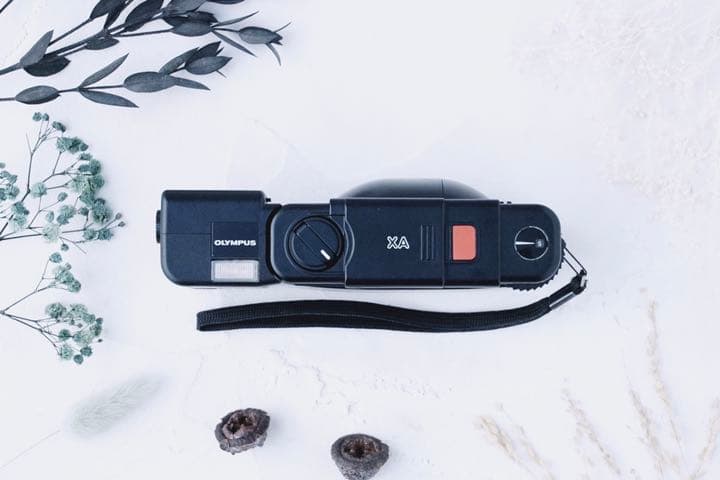 完動品 ◉ Olympus XA + A11 フィルムカメラ C99192294 アウト