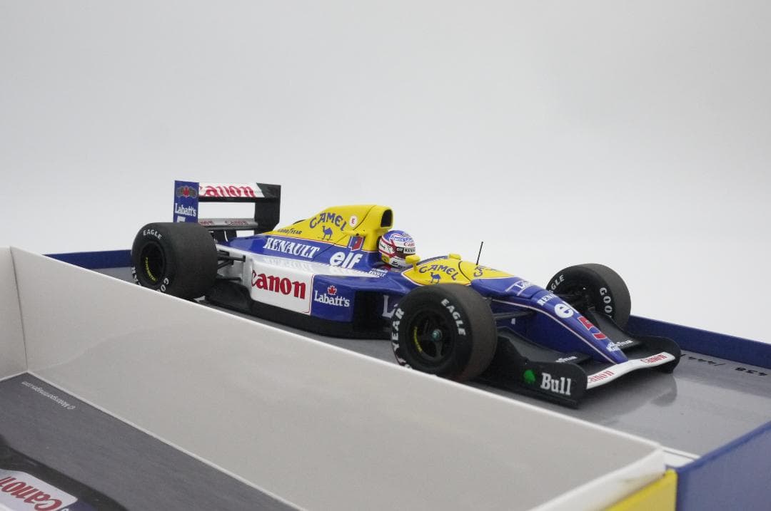 kuusプロフィ重要1/18 ウィリアムズ FW14B キャメル マンセル