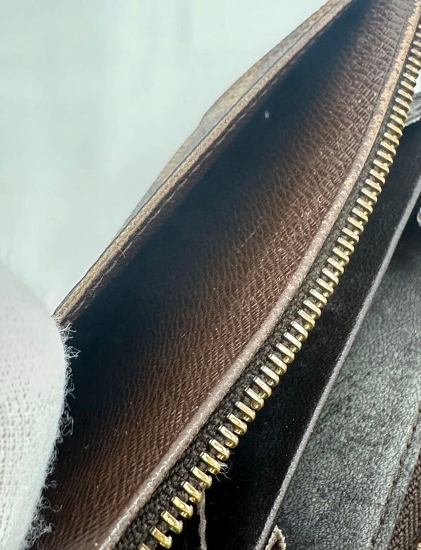 ルイヴィトン ダミエ エベヌ ポルトモネビエ トレゾール 二つ折り財布