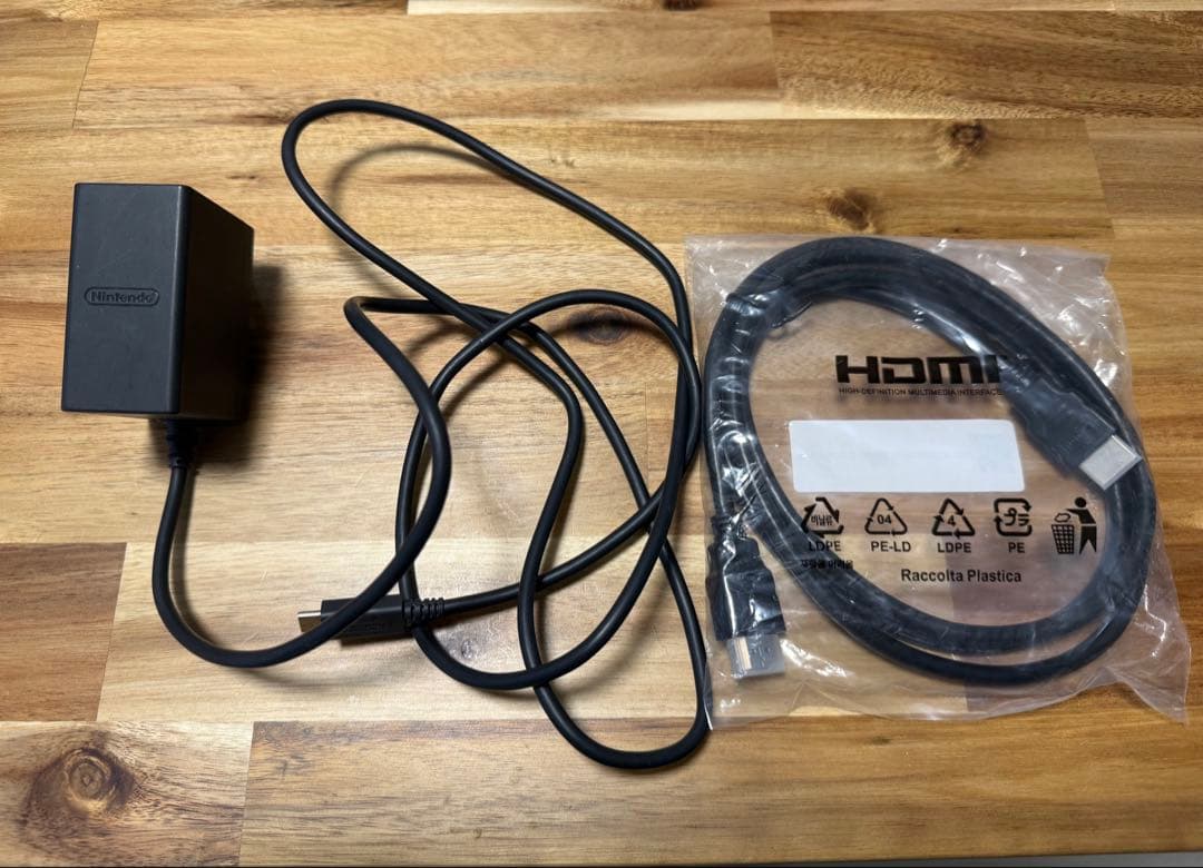 Nintendo Switch 本体+microSD+ゲーム+JoyCon付き