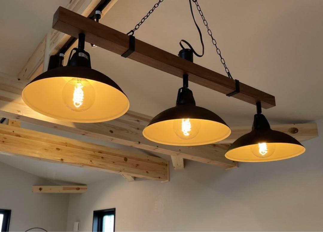 3灯シーリングライトINTERFORM Varasto LT-8255