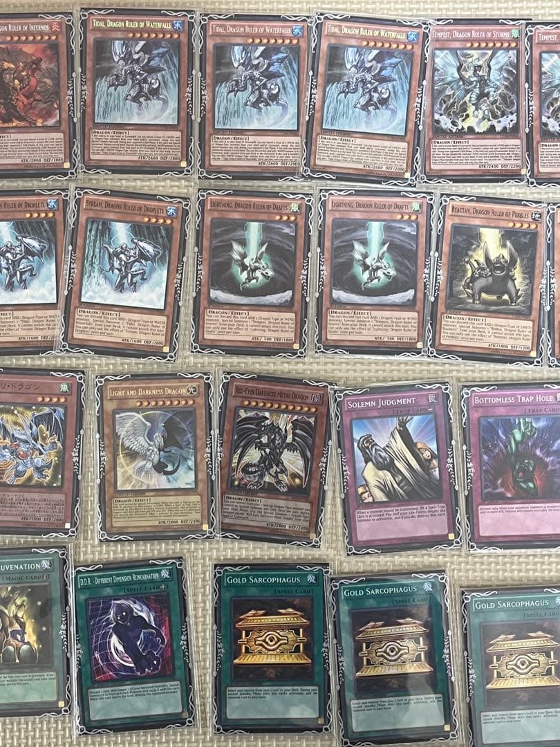 【引退品】遊戯王WCQスリーブ56枚 ＆ 征竜デッキ（3重スリーブ保護）