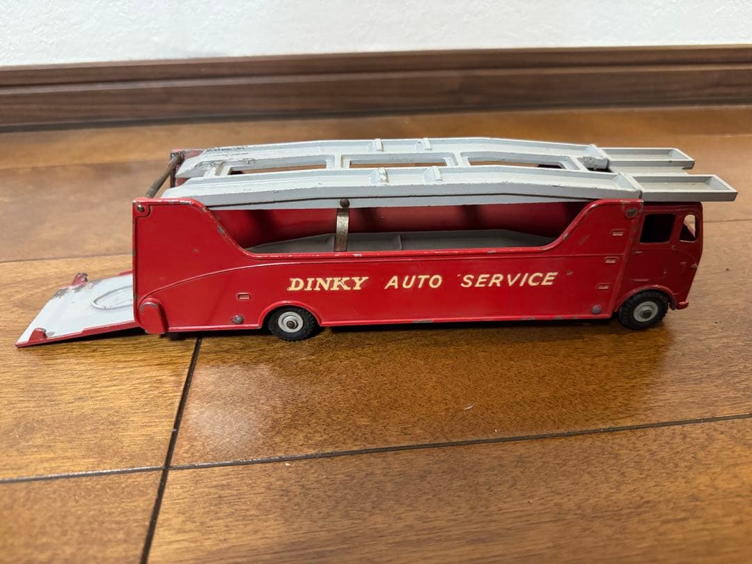 ヴィンテージ】DINKY SUPERTOYS セット（No.984、985）