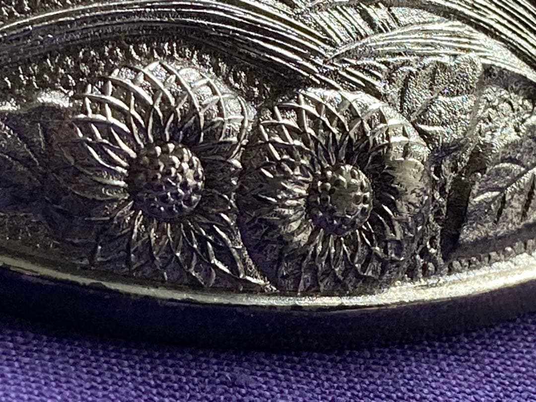 大幅値下げ‼️ 美品！ 瑞両 金属製香合 菊・笹・梅など精緻な