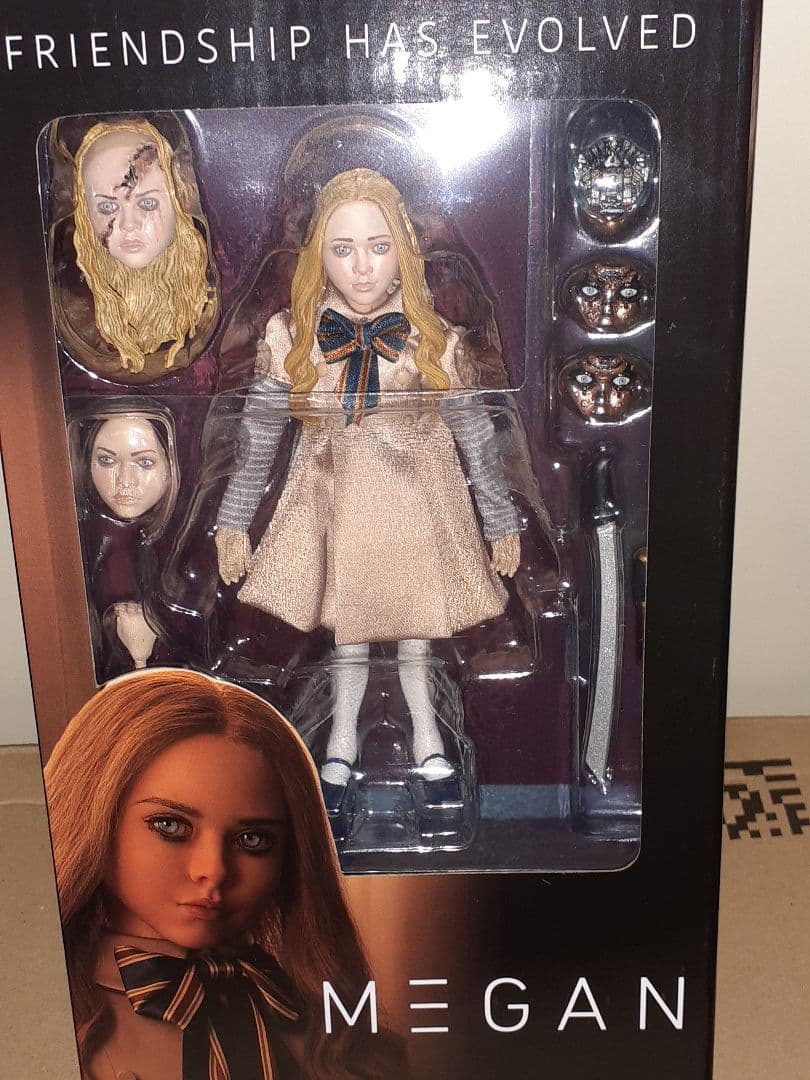 ネカ　ミーガン　アルティメットフィギュア　アクションドール　2体セット