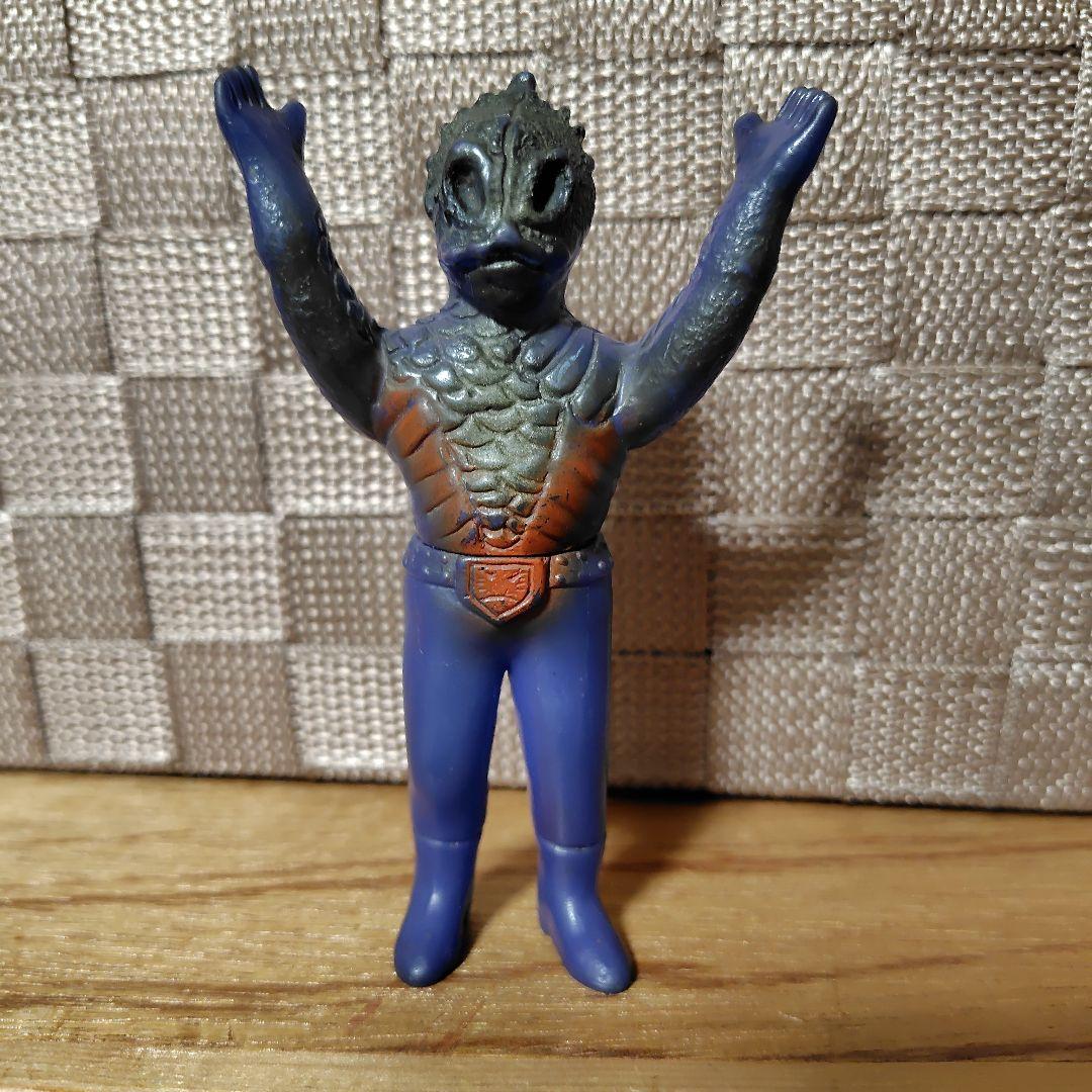 超希少】昭和レトロ 1970年代の旧バンダイ製ソフビ人形 アマゾニア