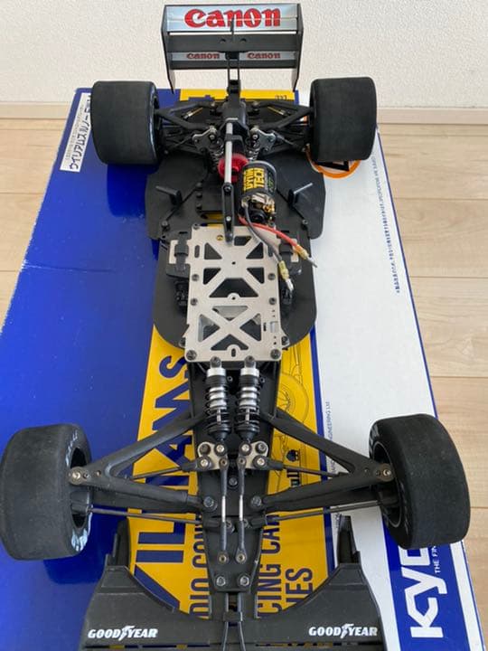 京商1/8ラジコン F1 ウィリアムズルノー FW14